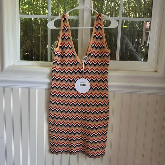 Princess Polly Julianna Mini Dress, size S/M, v-neck, multi-colored, never worn - Picture 1 of 3